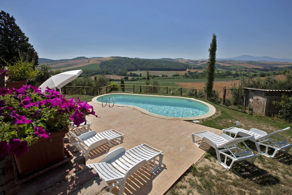 Agriturismo Podere Olivello In Val D'Orcia Montalcino Bagian luar foto